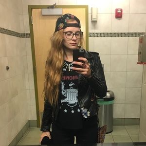 Meet your Posher, Lindsey